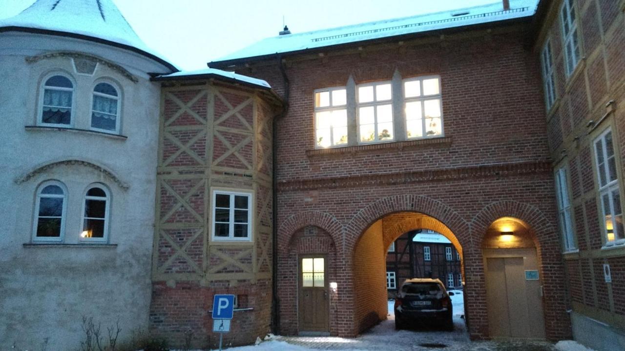 Hotel Lindenhof / Gastehaus An Der Teufelsmauer à Thale Extérieur photo